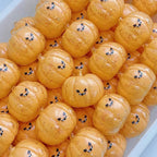 Halloween crunchy pumpkin squishy ball - detail
