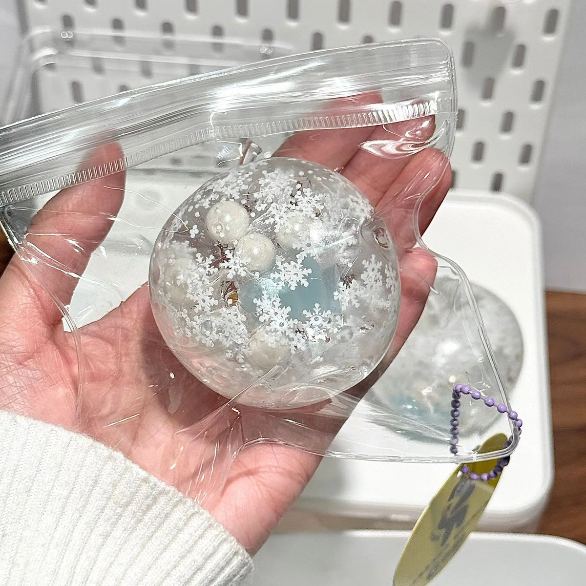 Winter snow maltose squishy ball - view 9