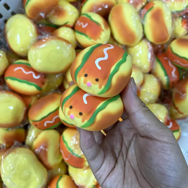 Crunchy pink pig squishy ball - view 35