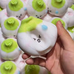 Crunchy garlic squishy stress ball - detail