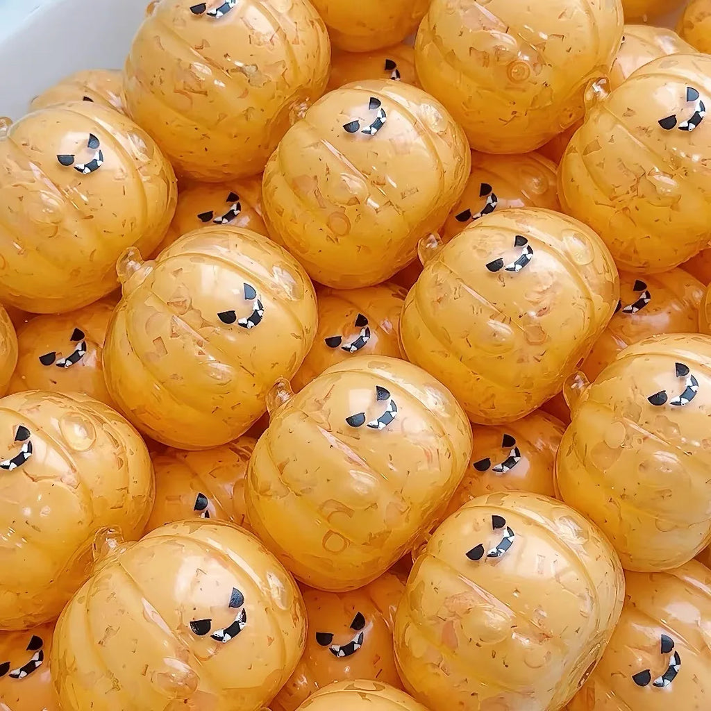 Halloween crunchy pumpkin squishy ball - view 5