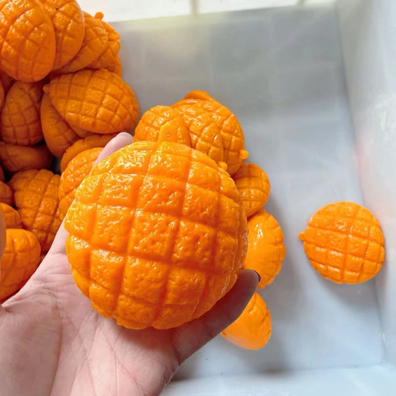 Pineapple bun squishy stress ball - detail